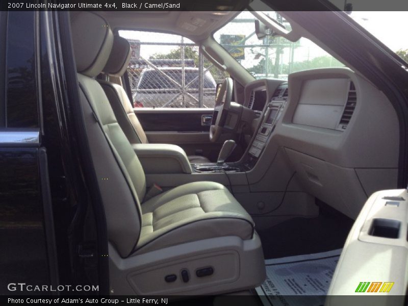 Black / Camel/Sand 2007 Lincoln Navigator Ultimate 4x4