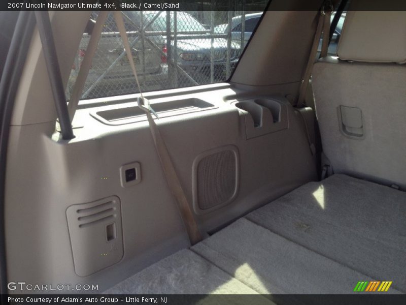 Black / Camel/Sand 2007 Lincoln Navigator Ultimate 4x4