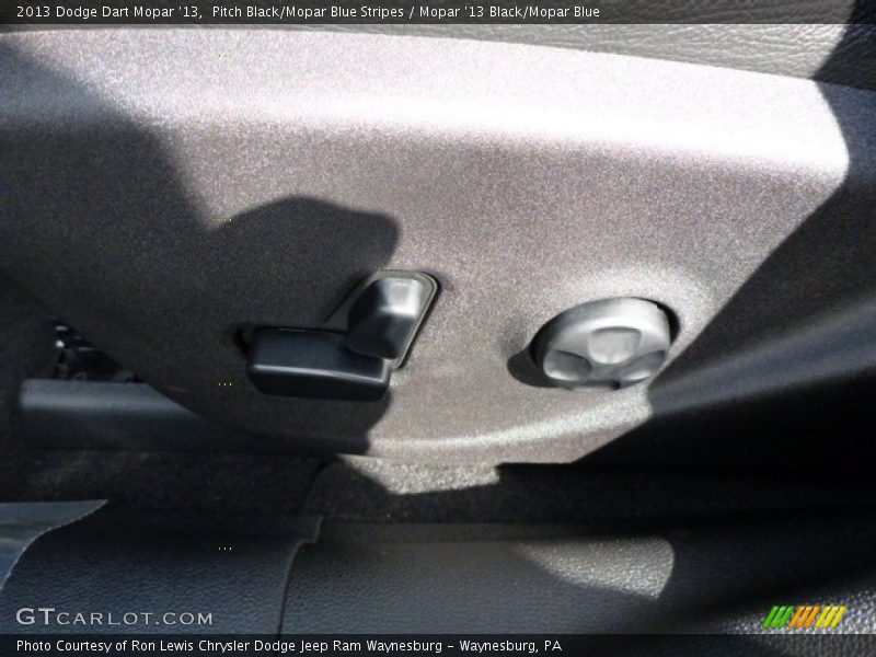 Pitch Black/Mopar Blue Stripes / Mopar '13 Black/Mopar Blue 2013 Dodge Dart Mopar '13