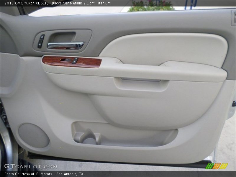 Quicksilver Metallic / Light Titanium 2013 GMC Yukon XL SLT