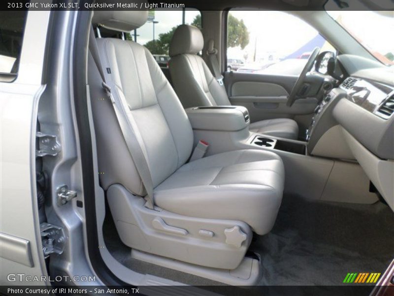 Quicksilver Metallic / Light Titanium 2013 GMC Yukon XL SLT