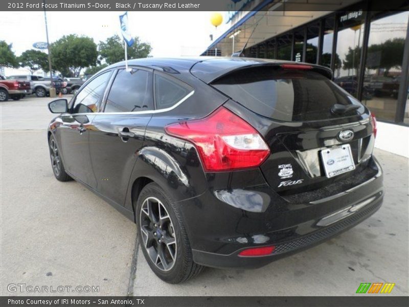 Black / Tuscany Red Leather 2012 Ford Focus Titanium 5-Door