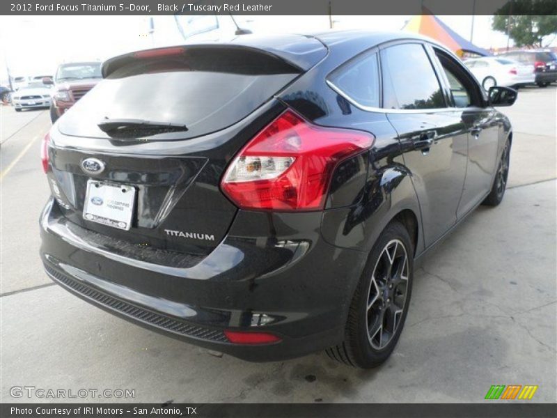 Black / Tuscany Red Leather 2012 Ford Focus Titanium 5-Door