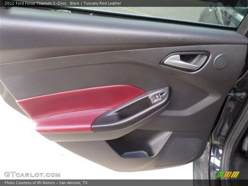 Black / Tuscany Red Leather 2012 Ford Focus Titanium 5-Door