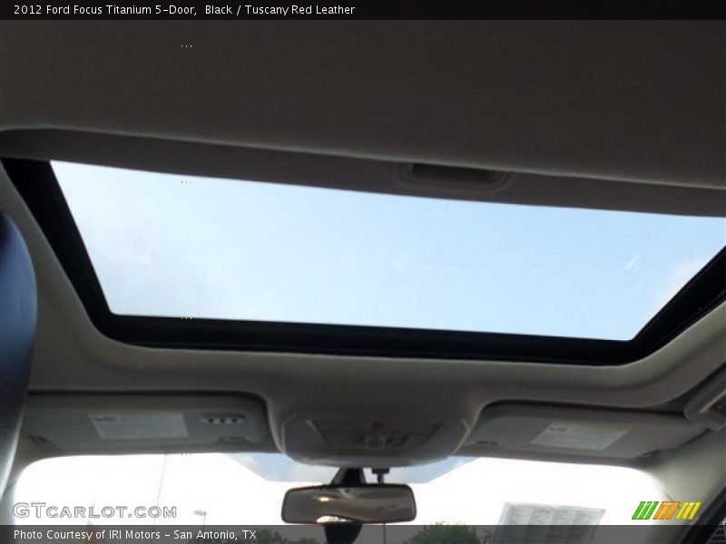 Black / Tuscany Red Leather 2012 Ford Focus Titanium 5-Door