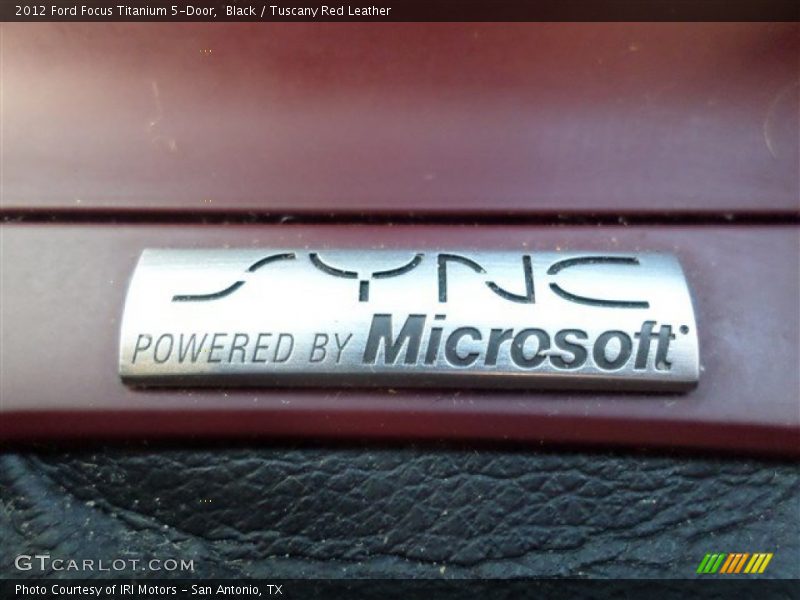 Black / Tuscany Red Leather 2012 Ford Focus Titanium 5-Door