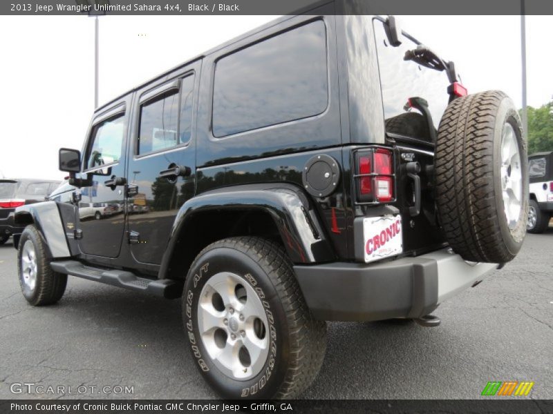 Black / Black 2013 Jeep Wrangler Unlimited Sahara 4x4