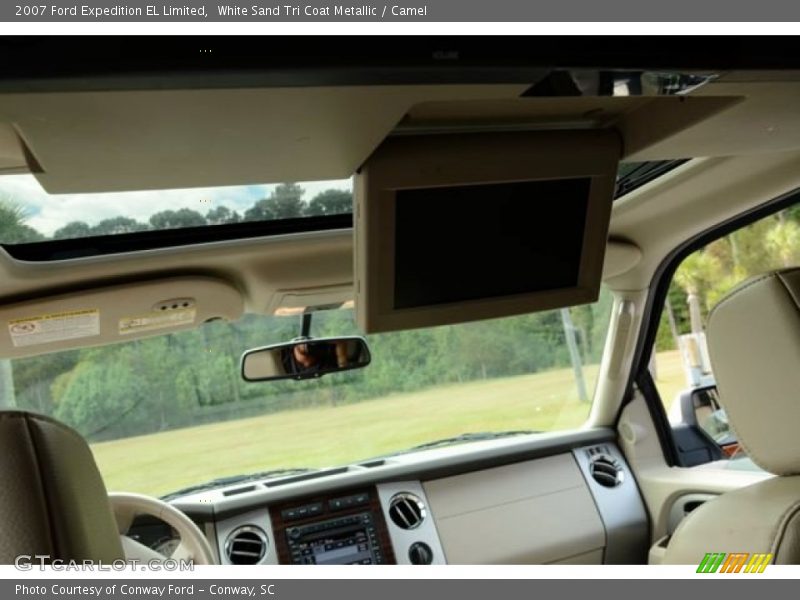 White Sand Tri Coat Metallic / Camel 2007 Ford Expedition EL Limited