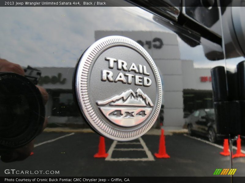 Black / Black 2013 Jeep Wrangler Unlimited Sahara 4x4