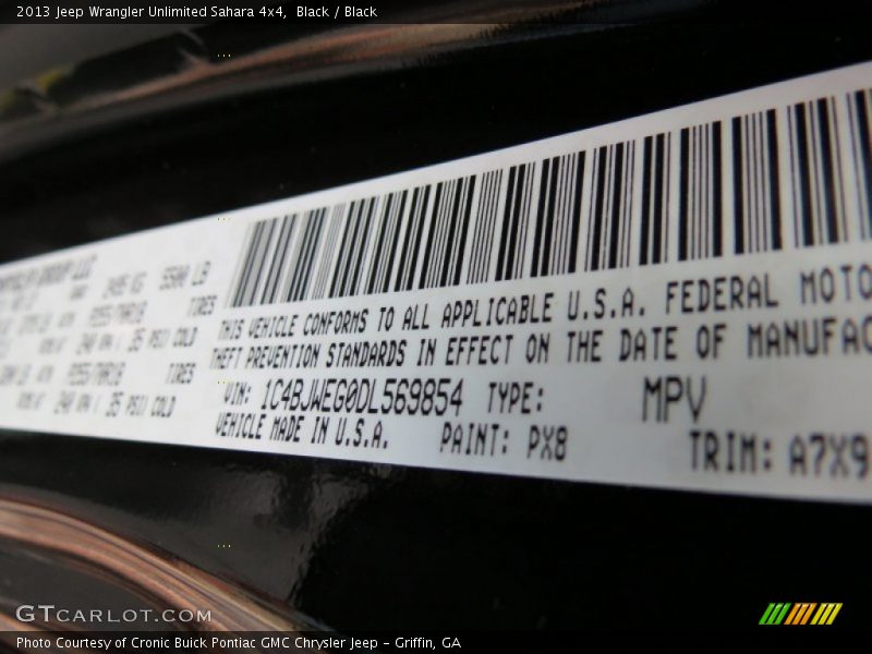 Black / Black 2013 Jeep Wrangler Unlimited Sahara 4x4