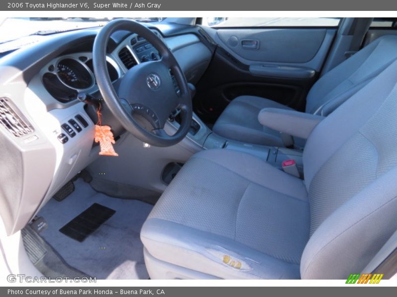Super White / Ash Gray 2006 Toyota Highlander V6
