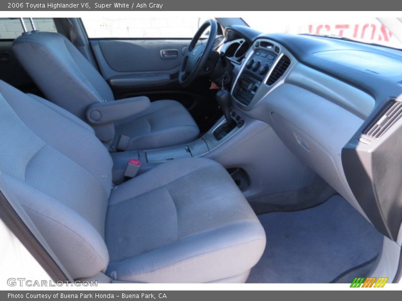 Super White / Ash Gray 2006 Toyota Highlander V6