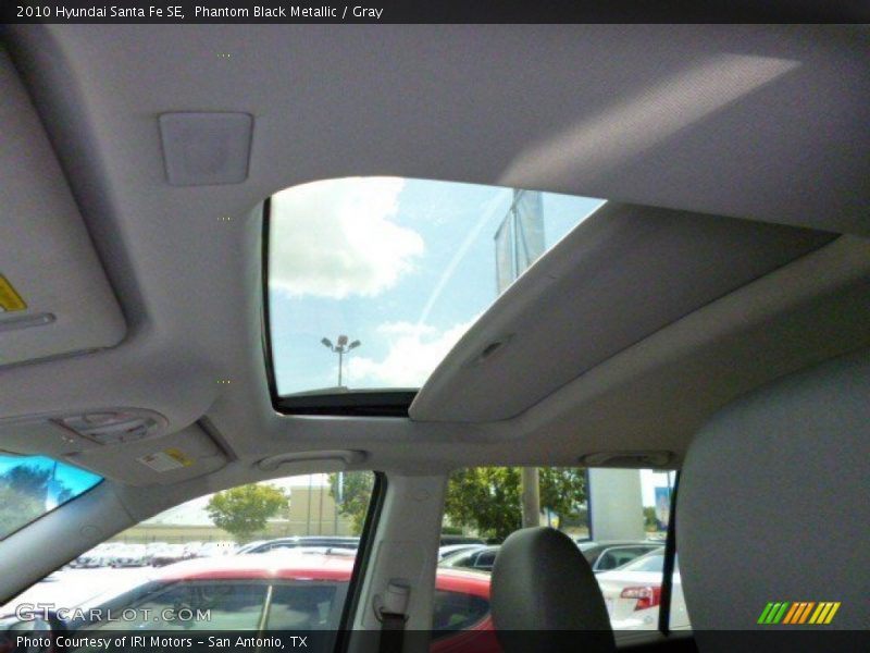 Phantom Black Metallic / Gray 2010 Hyundai Santa Fe SE