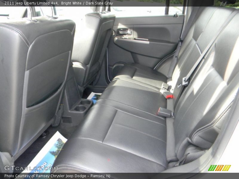 Bright White / Dark Slate Gray 2011 Jeep Liberty Limited 4x4