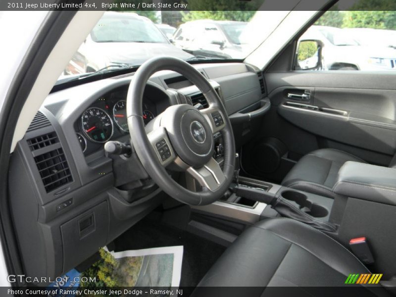 Bright White / Dark Slate Gray 2011 Jeep Liberty Limited 4x4