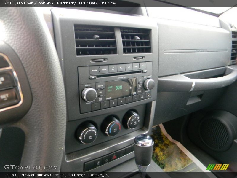 Blackberry Pearl / Dark Slate Gray 2011 Jeep Liberty Sport 4x4