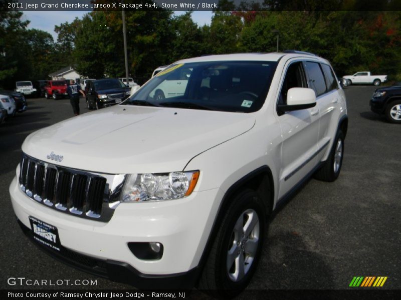 Stone White / Black 2011 Jeep Grand Cherokee Laredo X Package 4x4