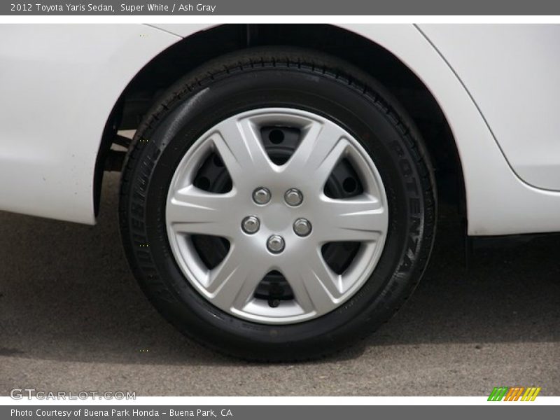 Super White / Ash Gray 2012 Toyota Yaris Sedan