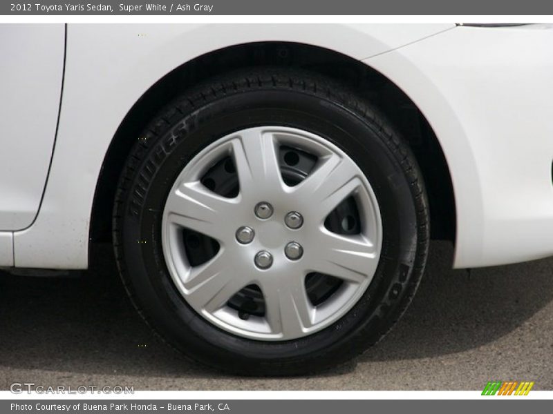 Super White / Ash Gray 2012 Toyota Yaris Sedan