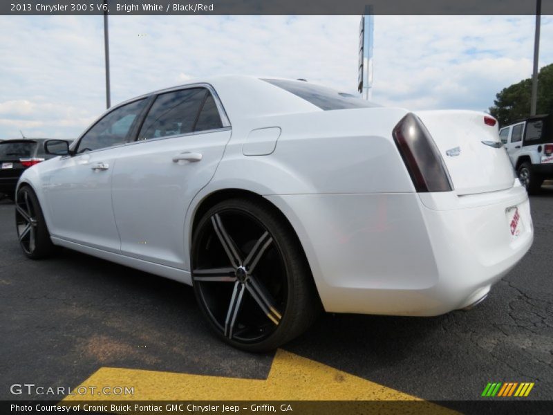 Bright White / Black/Red 2013 Chrysler 300 S V6