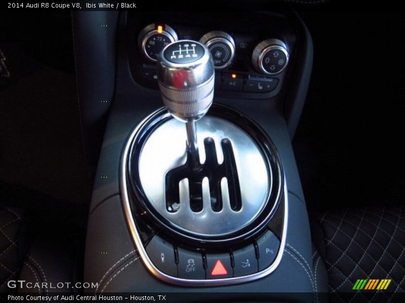  2014 R8 Coupe V8 6 Speed Manual Shifter