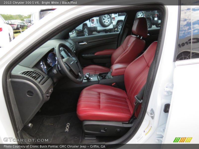 Bright White / Black/Red 2013 Chrysler 300 S V6