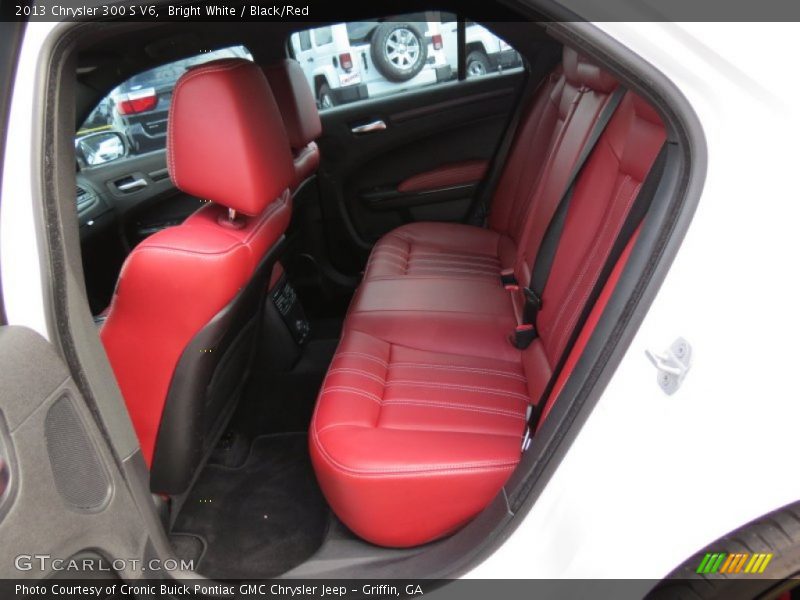 Bright White / Black/Red 2013 Chrysler 300 S V6