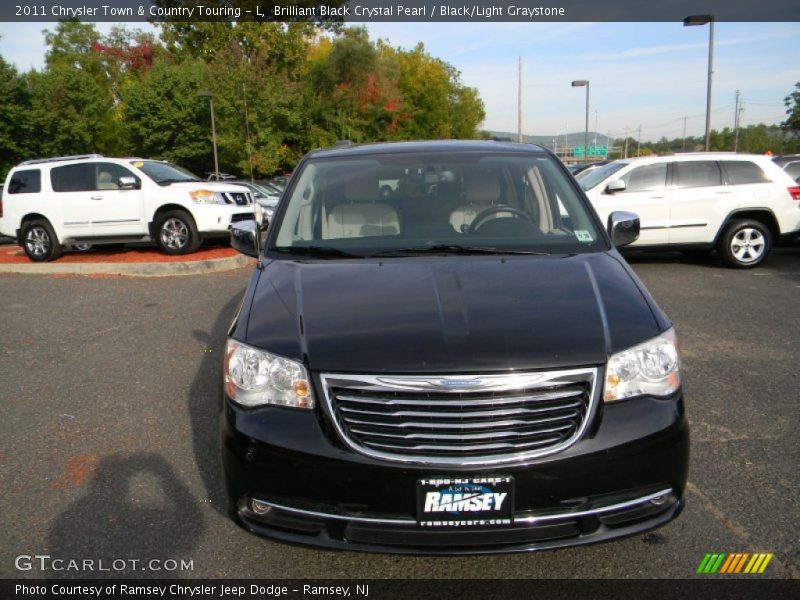 Brilliant Black Crystal Pearl / Black/Light Graystone 2011 Chrysler Town & Country Touring - L