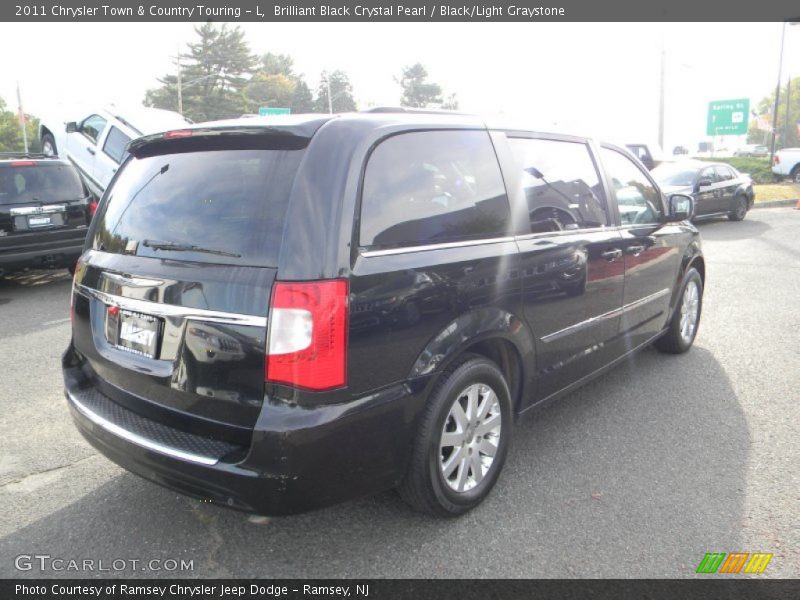 Brilliant Black Crystal Pearl / Black/Light Graystone 2011 Chrysler Town & Country Touring - L