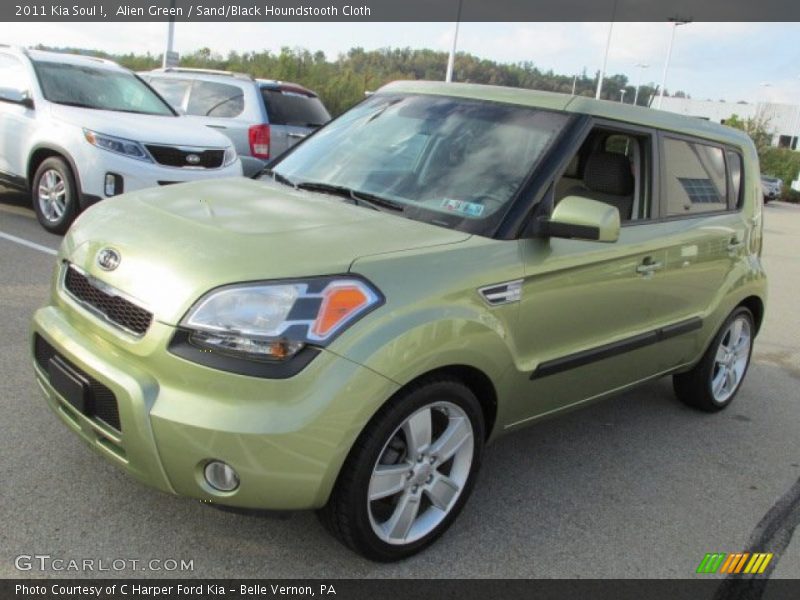 Alien Green / Sand/Black Houndstooth Cloth 2011 Kia Soul !