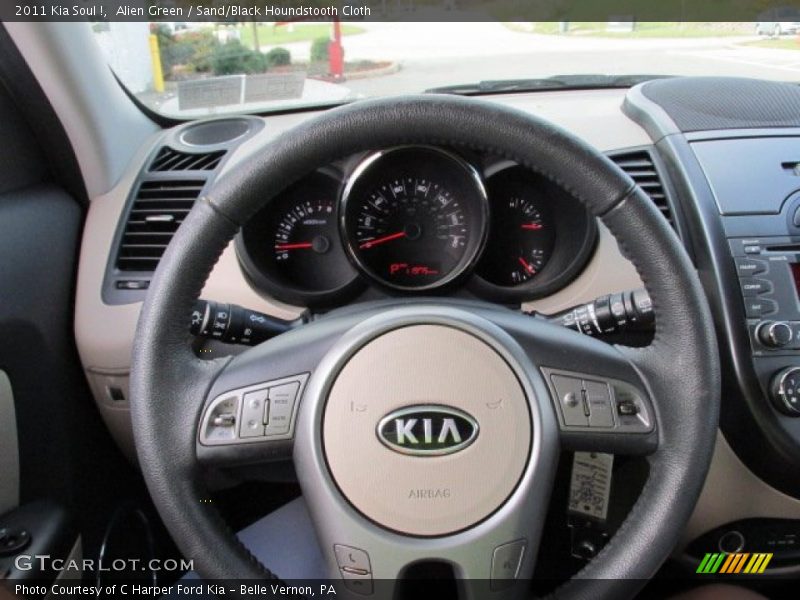 Alien Green / Sand/Black Houndstooth Cloth 2011 Kia Soul !