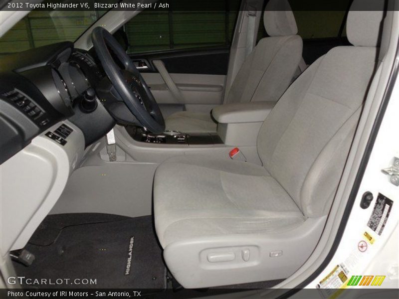 Blizzard White Pearl / Ash 2012 Toyota Highlander V6