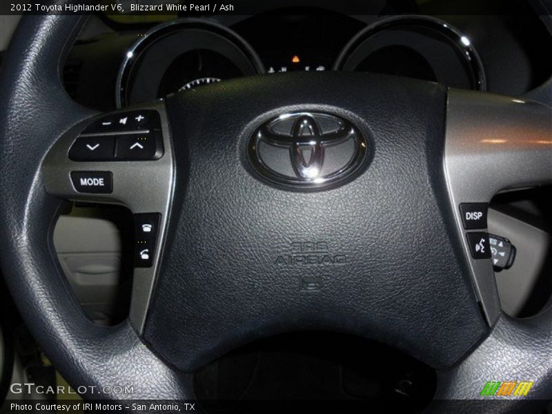 Blizzard White Pearl / Ash 2012 Toyota Highlander V6