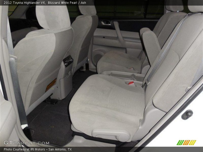 Blizzard White Pearl / Ash 2012 Toyota Highlander V6