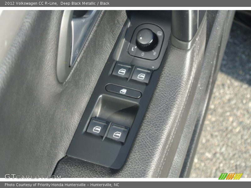 Deep Black Metallic / Black 2012 Volkswagen CC R-Line