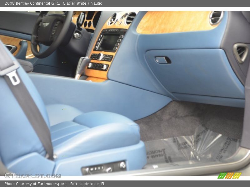 Glacier White / Nautic 2008 Bentley Continental GTC