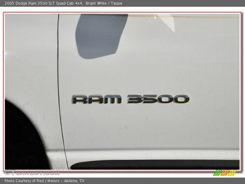 Bright White / Taupe 2005 Dodge Ram 3500 SLT Quad Cab 4x4