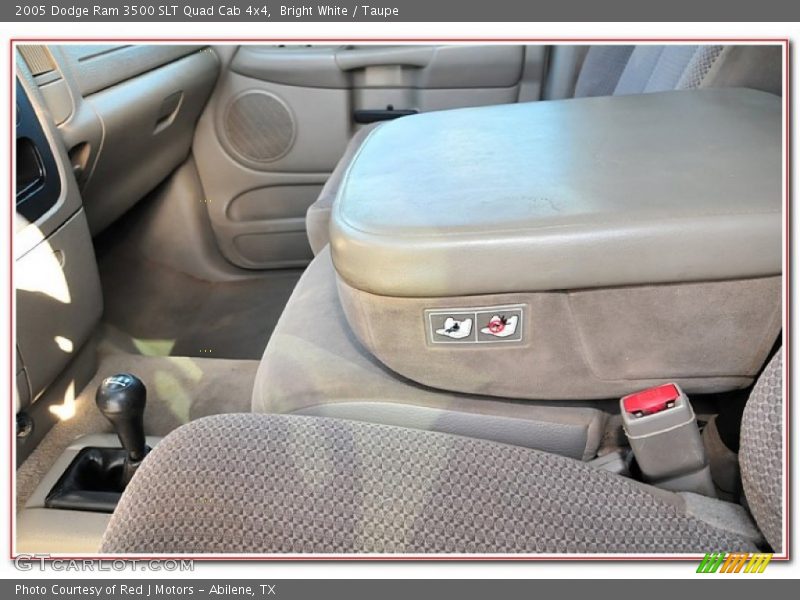 Bright White / Taupe 2005 Dodge Ram 3500 SLT Quad Cab 4x4