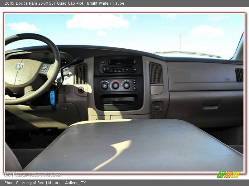 Bright White / Taupe 2005 Dodge Ram 3500 SLT Quad Cab 4x4