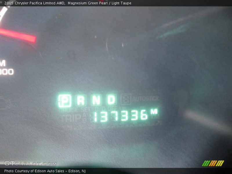 Magnesium Green Pearl / Light Taupe 2005 Chrysler Pacifica Limited AWD