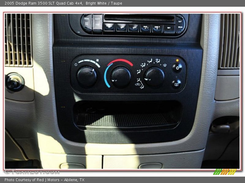 Bright White / Taupe 2005 Dodge Ram 3500 SLT Quad Cab 4x4
