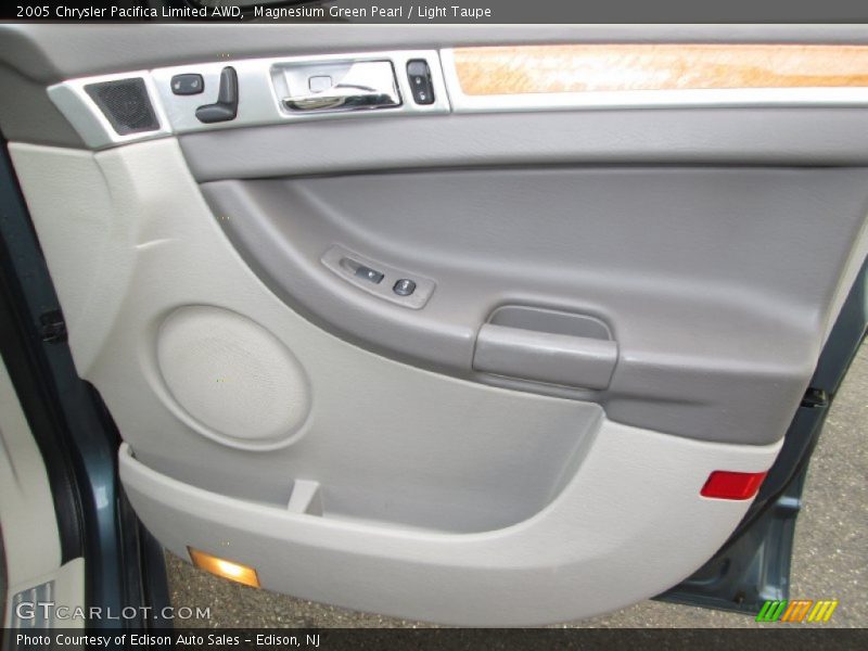 Magnesium Green Pearl / Light Taupe 2005 Chrysler Pacifica Limited AWD