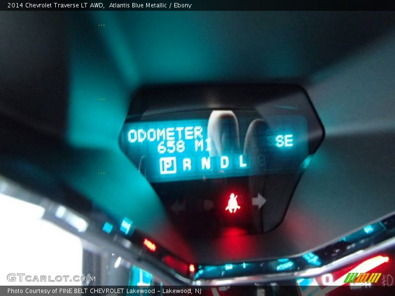 Atlantis Blue Metallic / Ebony 2014 Chevrolet Traverse LT AWD