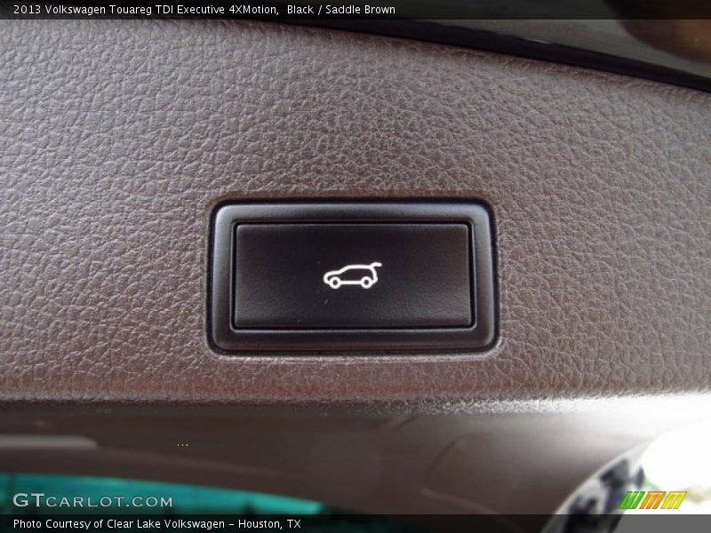 Black / Saddle Brown 2013 Volkswagen Touareg TDI Executive 4XMotion