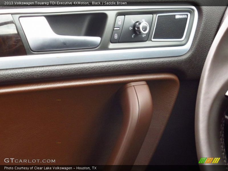Black / Saddle Brown 2013 Volkswagen Touareg TDI Executive 4XMotion