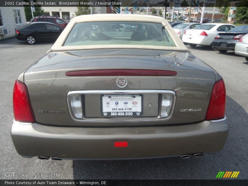 Bronzemist Metallic / Neutral Shale 2002 Cadillac DeVille Sedan