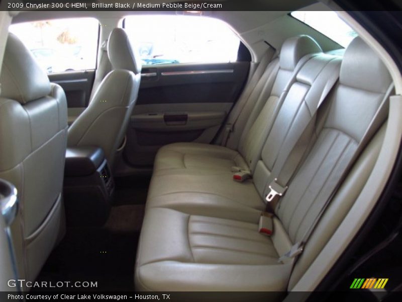 Brilliant Black / Medium Pebble Beige/Cream 2009 Chrysler 300 C HEMI