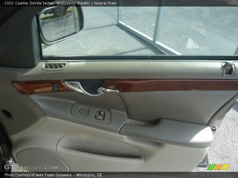 Bronzemist Metallic / Neutral Shale 2002 Cadillac DeVille Sedan