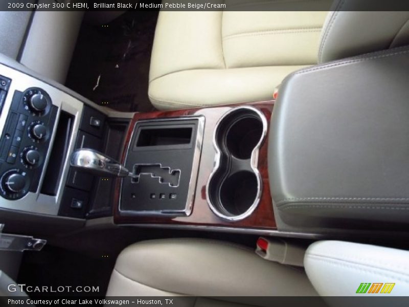 Brilliant Black / Medium Pebble Beige/Cream 2009 Chrysler 300 C HEMI