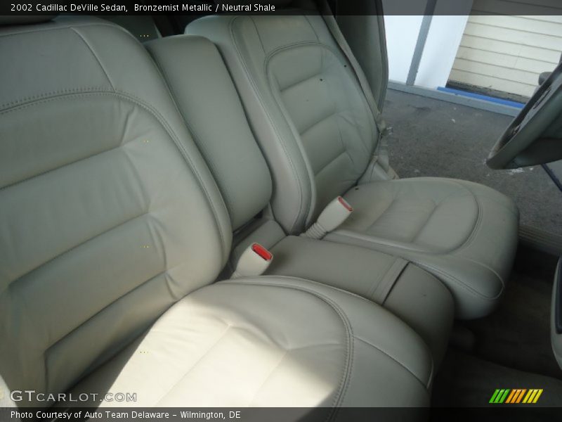 Bronzemist Metallic / Neutral Shale 2002 Cadillac DeVille Sedan
